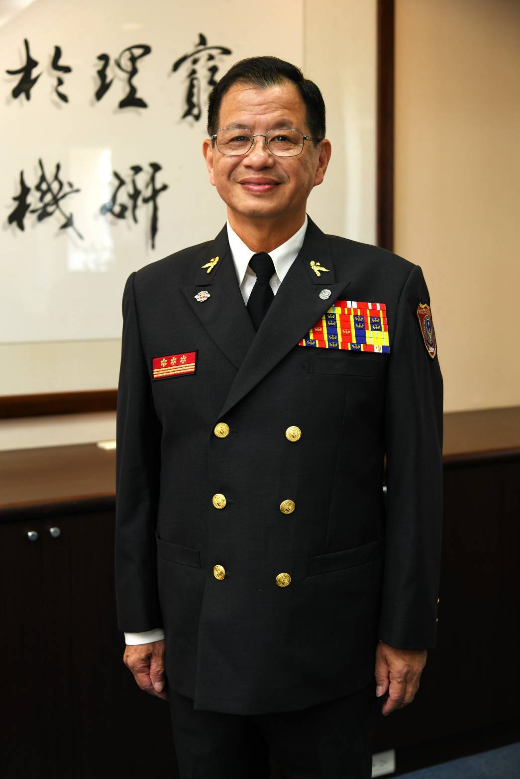 陳崇岳 局長